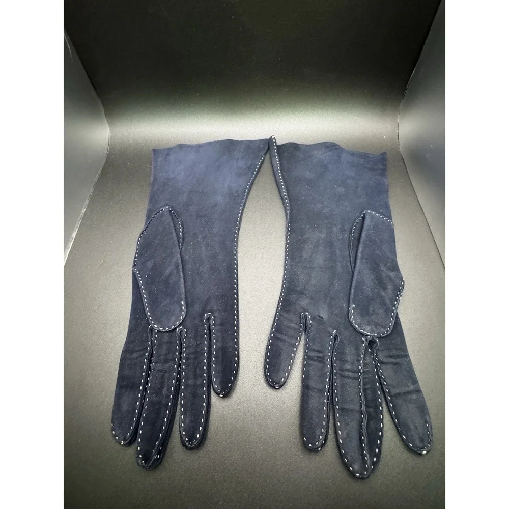 Vintage Blue‎ Suede With Decorative White Stitching Driving Gloves